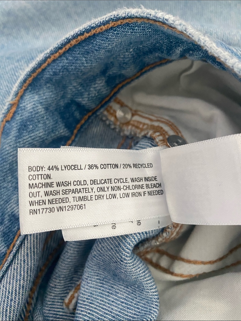 Universal Thread Light Blue Wide-Leg Jeans with Side Stud Trim - Picture 5 of 7